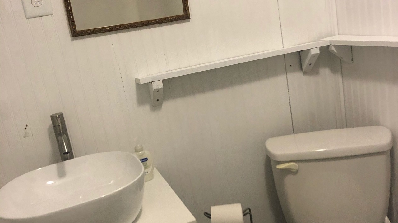 Photo of Bathroom in Ocracoke