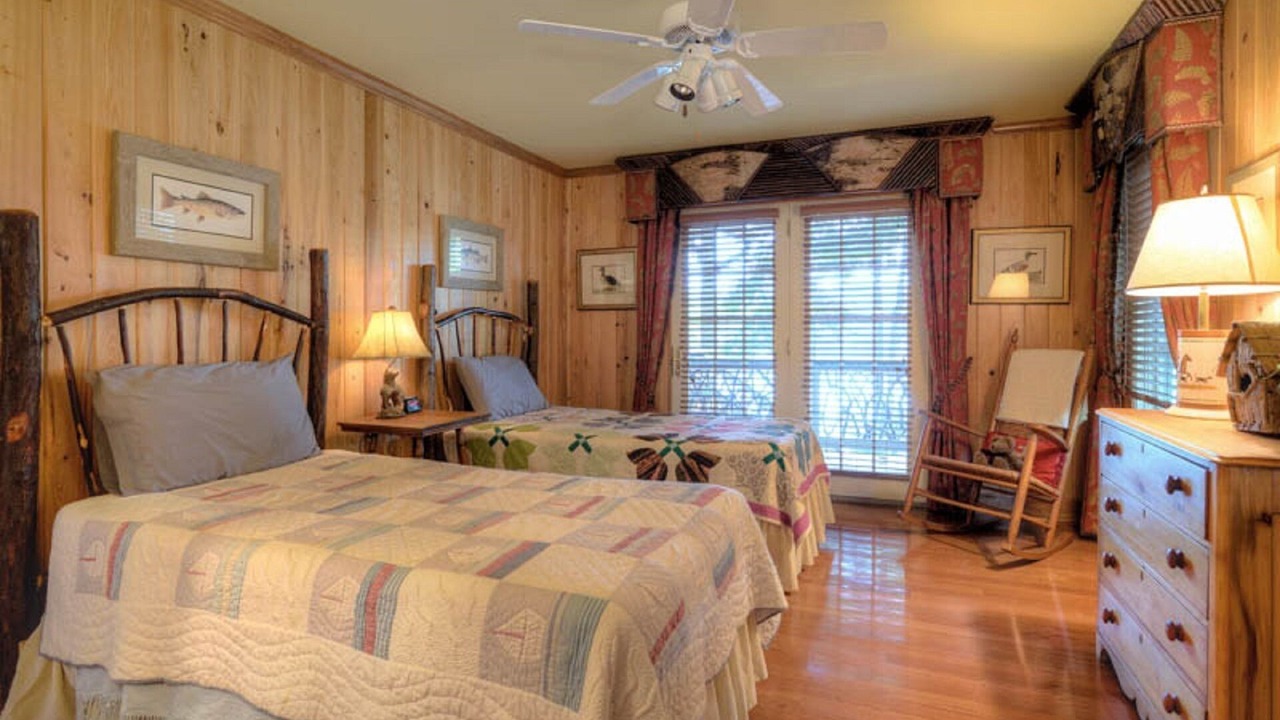 Photo of Bedroom in Lake Toxaway
