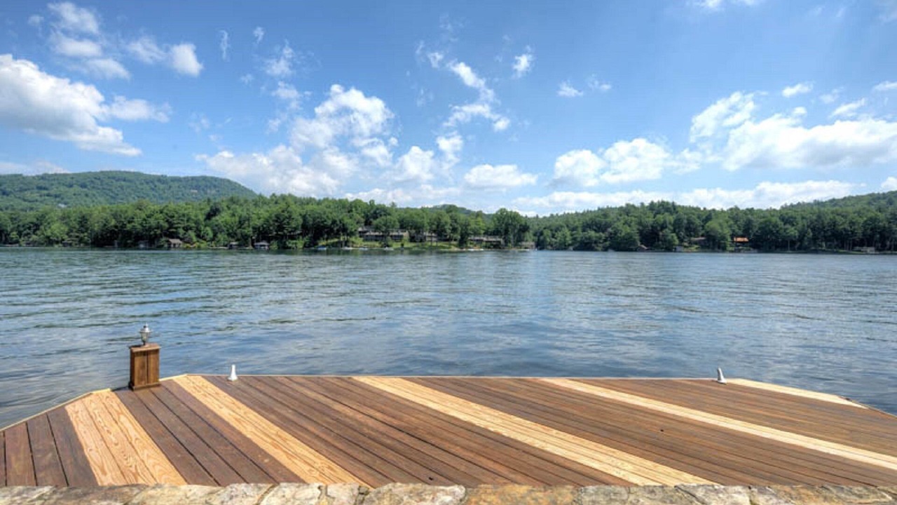Photo of Others in Lake Toxaway