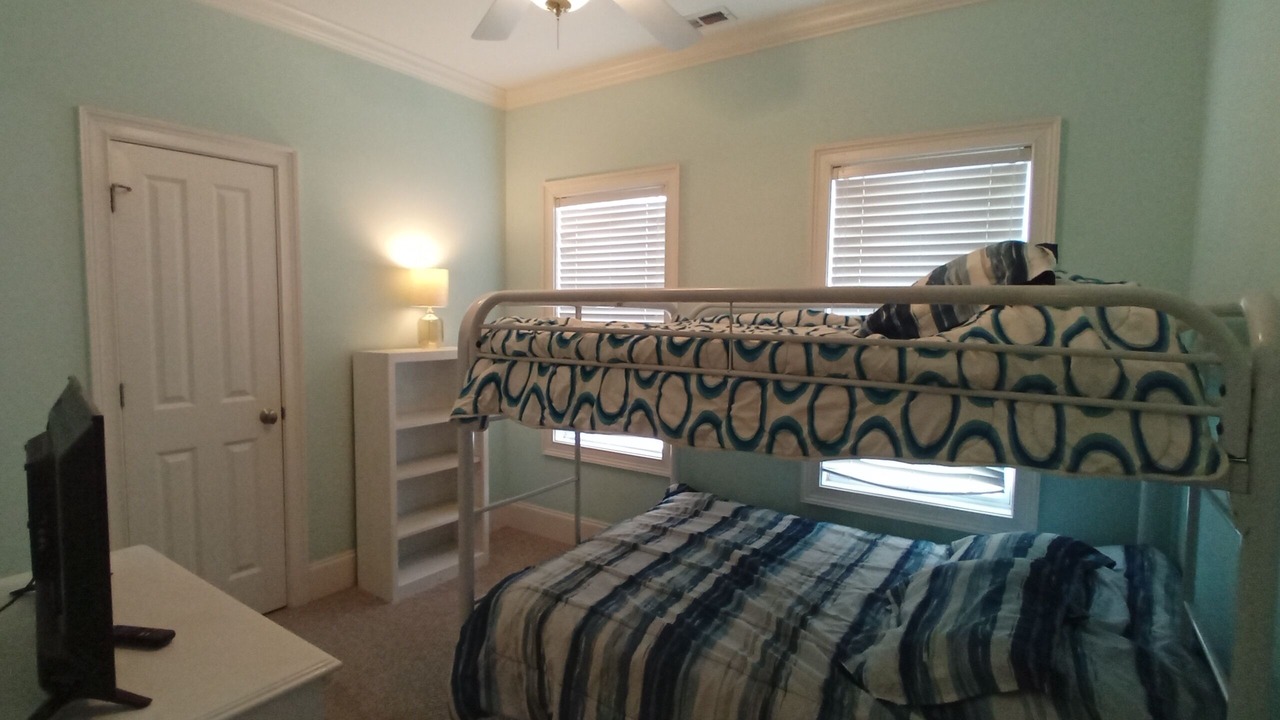 Photo of Bedroom in Wilmington Beach