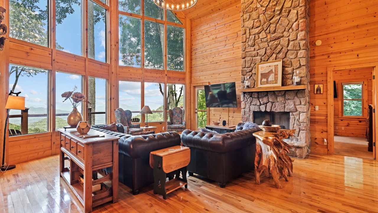 Photo of Livingroom in Waynesville