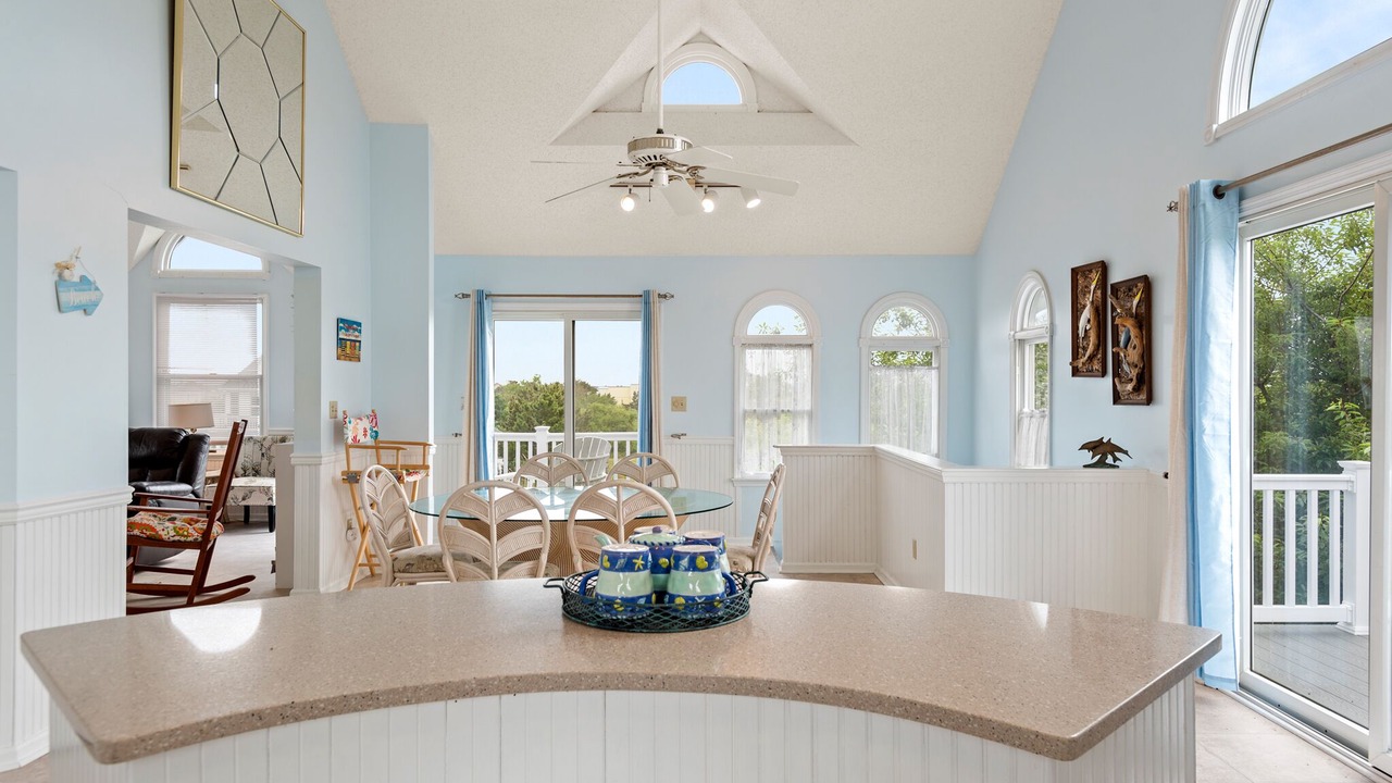Photo of Others in Whalehead Beach