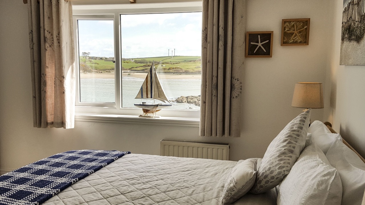 Photo of Bedroom in Cemaes Bay