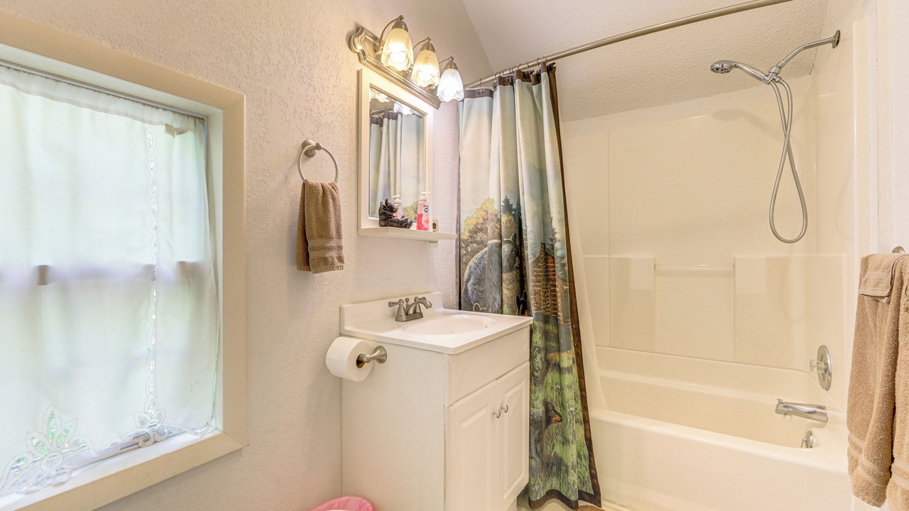 Photo of Bathroom in Bryson City