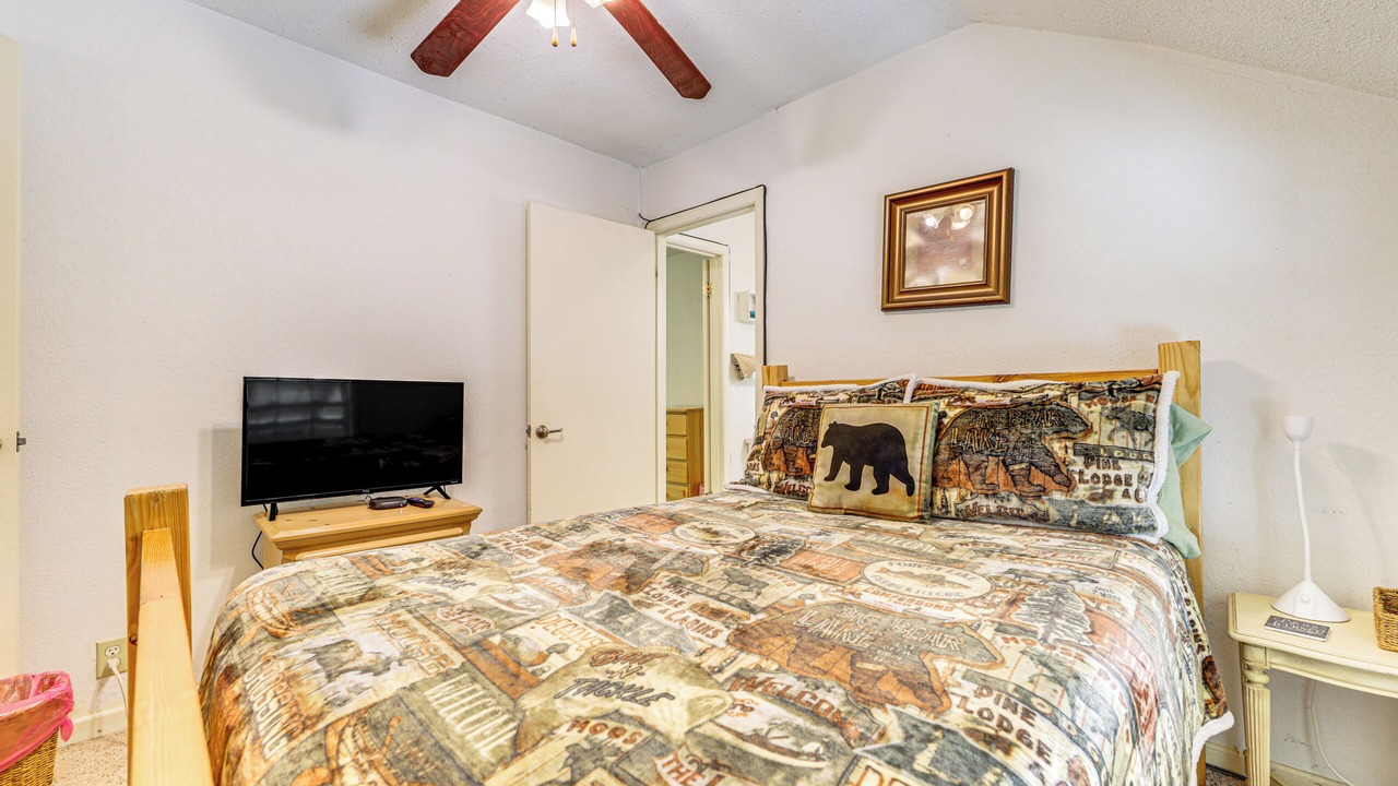 Photo of Bedroom in Bryson City