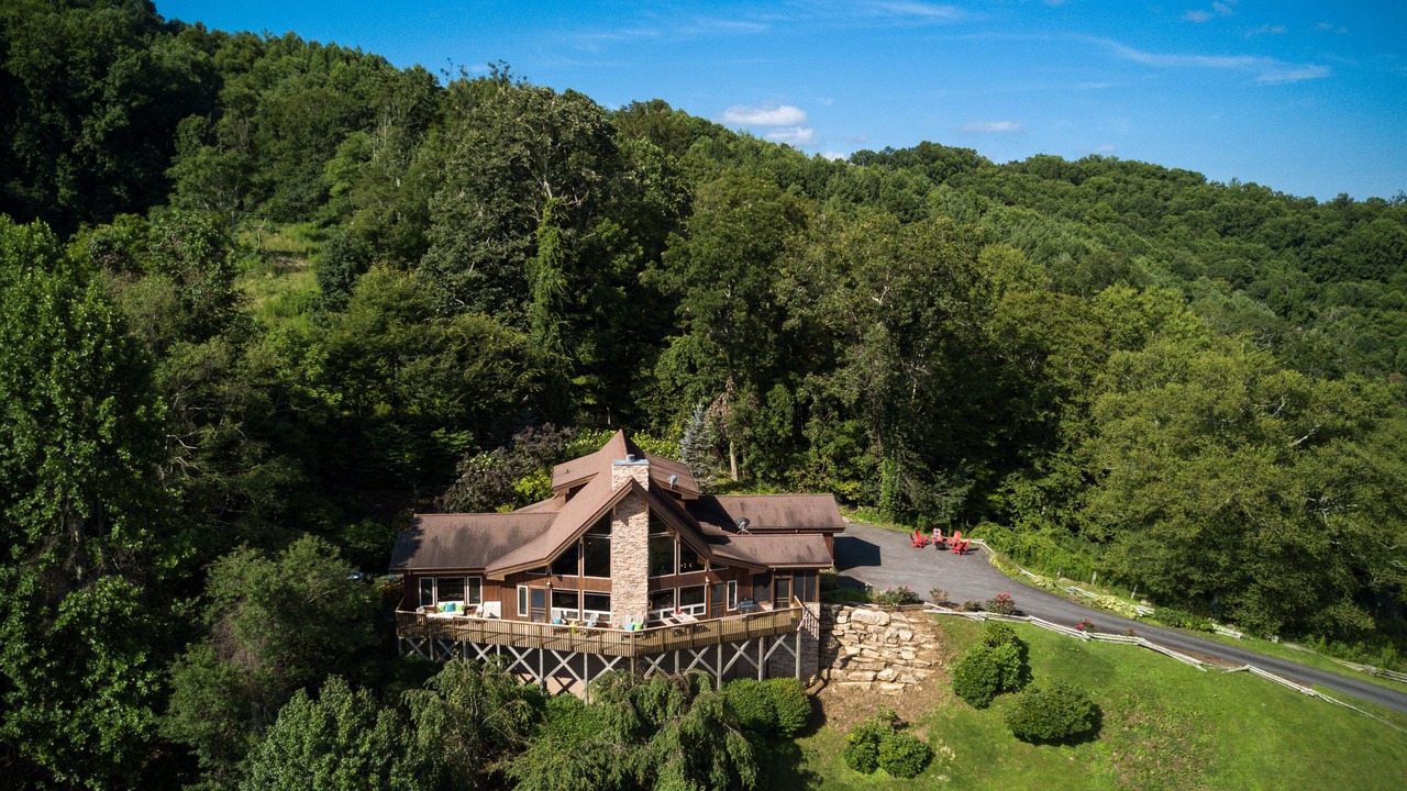 Photo of Outdoor in Sugar Grove
