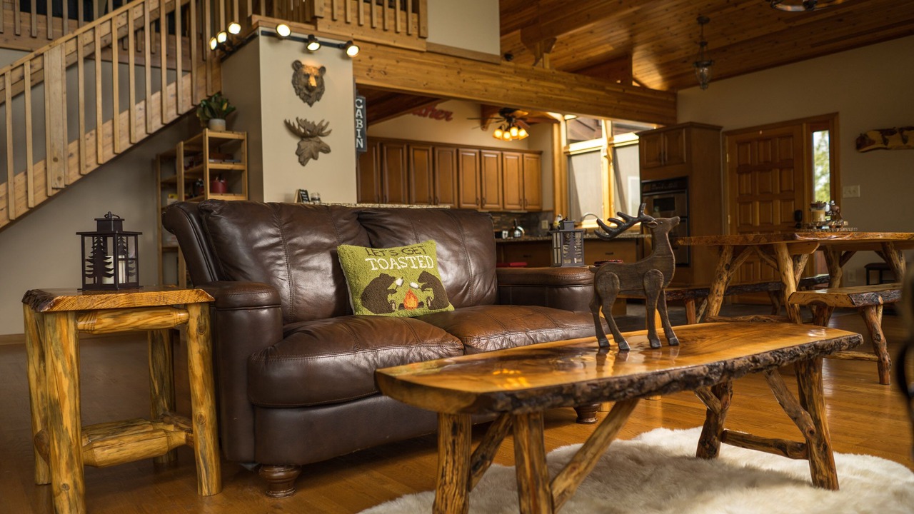 Photo of Livingroom in Sugar Grove