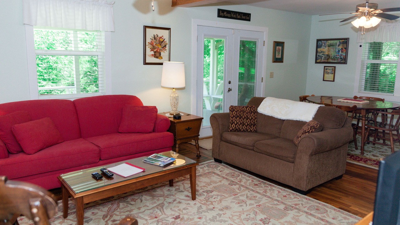 Photo of Livingroom in Jefferson