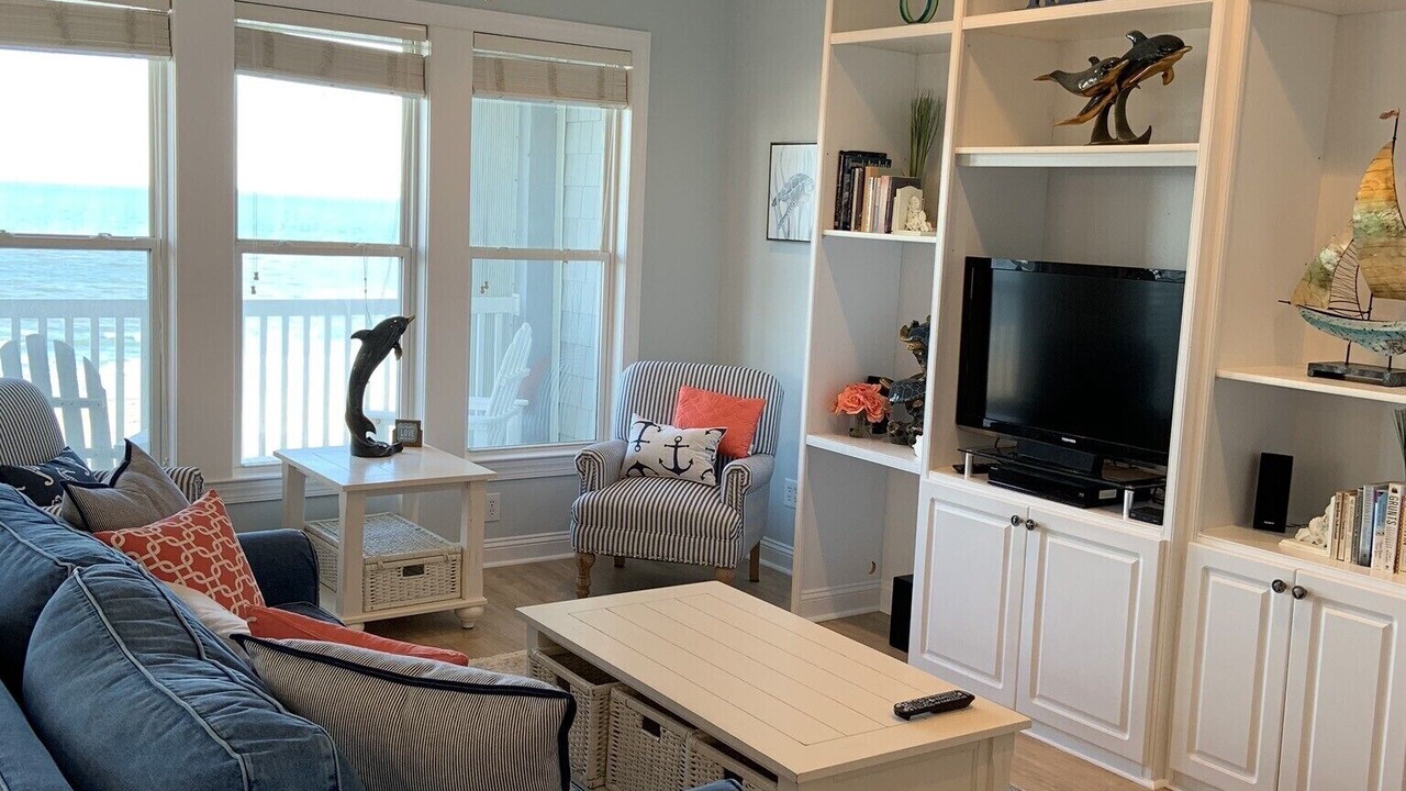 Photo of Livingroom in Indian Beach