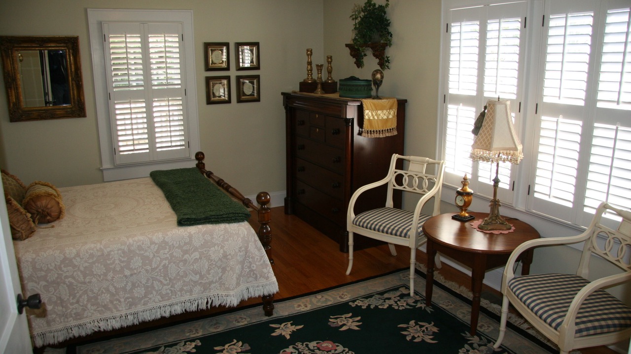 Photo of Bedroom in Hyman Heights Historic District