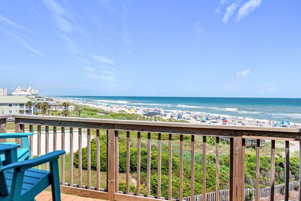 Photo of Others in Emerald Isle