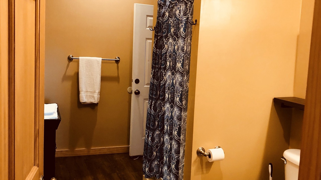 Photo of Bathroom in Blowing Rock