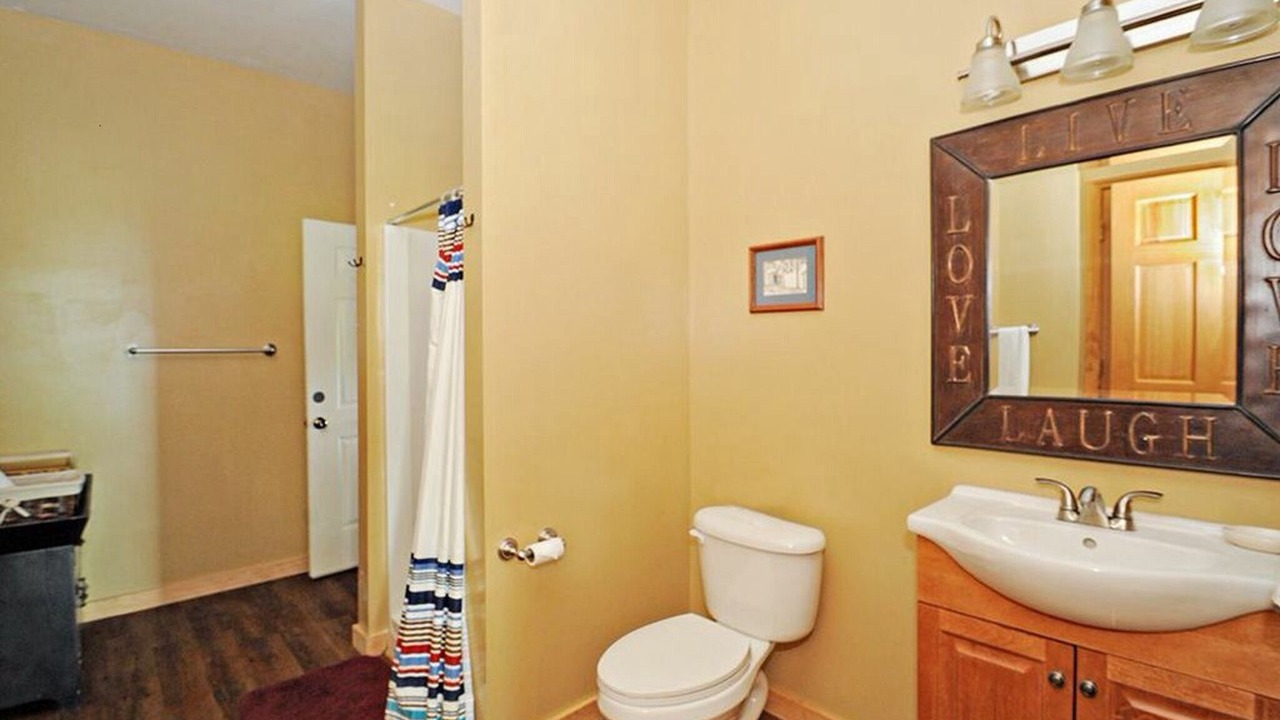 Photo of Bathroom in Blowing Rock