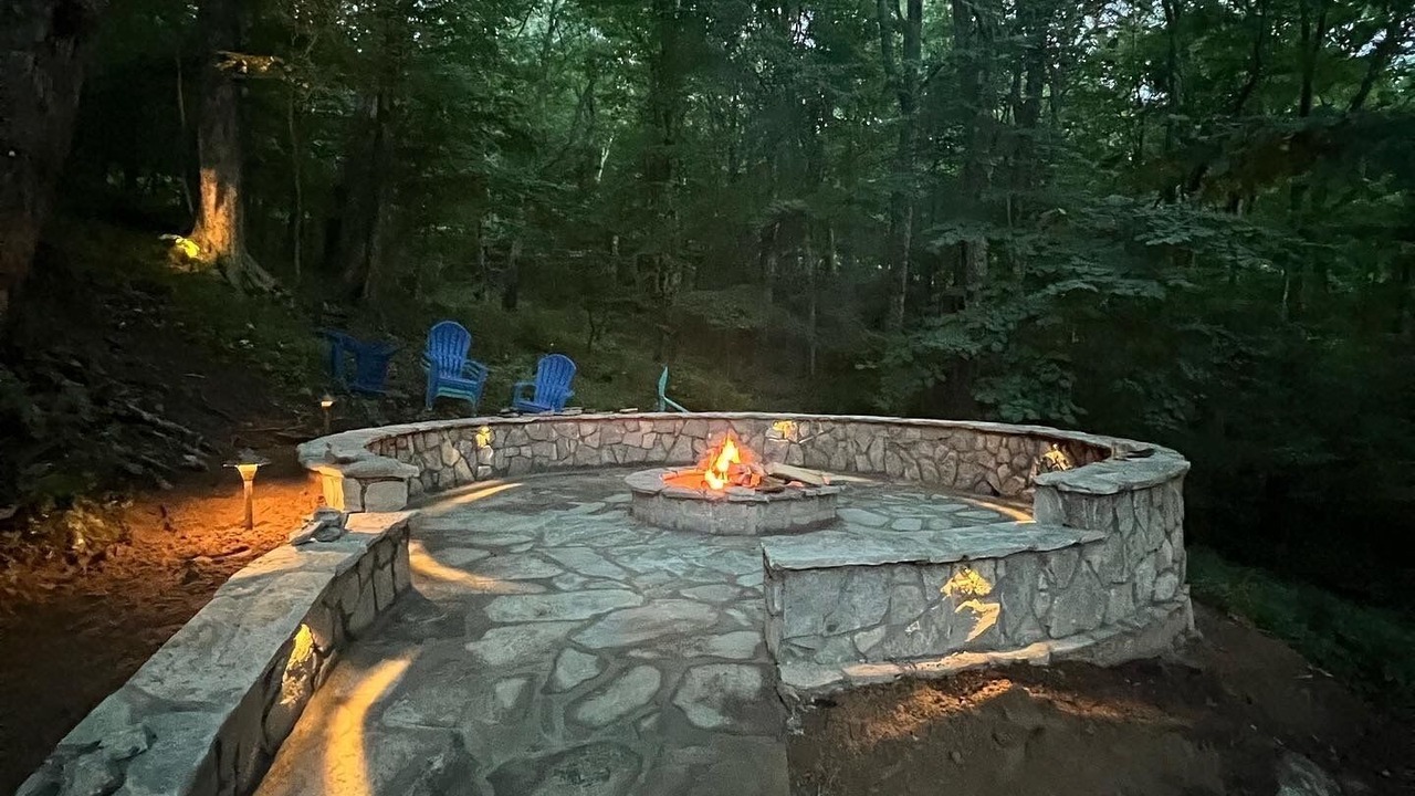 Photo of Others in Blowing Rock
