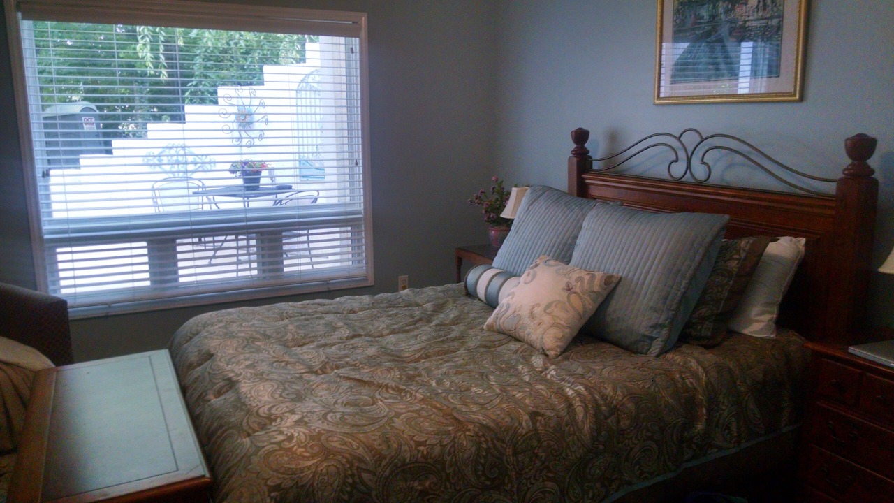 Photo of Bedroom in Barium Springs