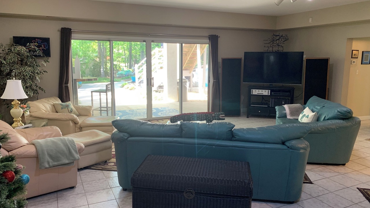 Photo of Livingroom in Barium Springs