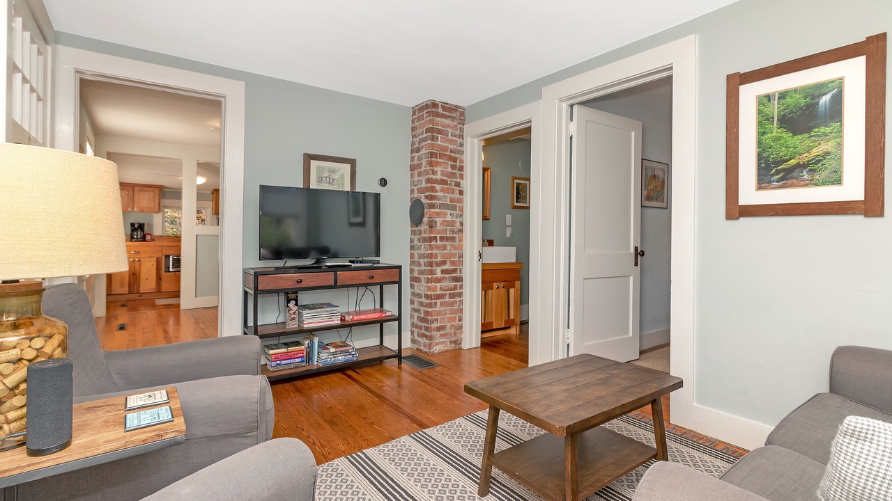 Photo of Livingroom in Brevard