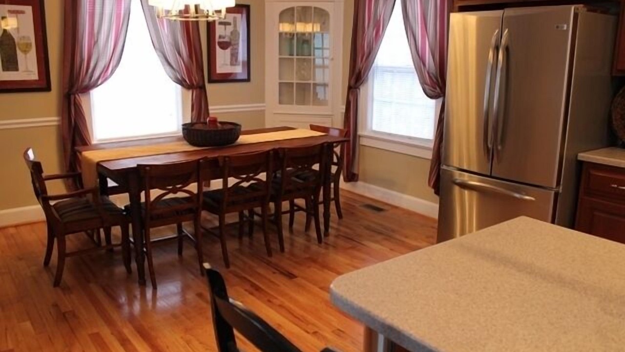 Photo of Livingroom in Jonesville