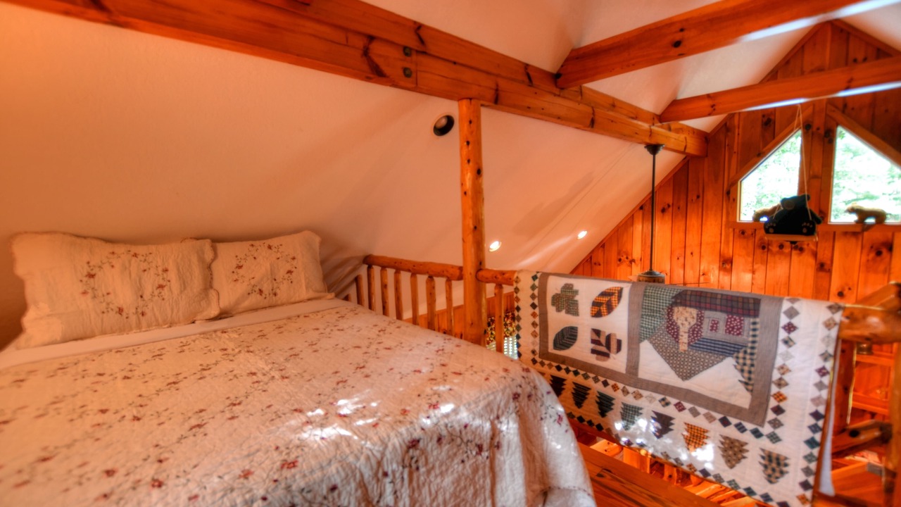 Photo of Bedroom in Sylva