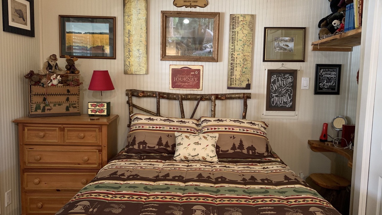 Photo of Bedroom in Altamont