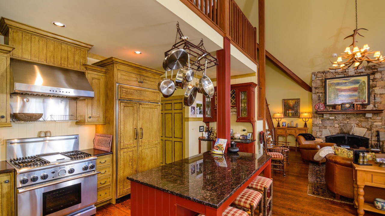 Photo of Kitchen in Lake Toxaway