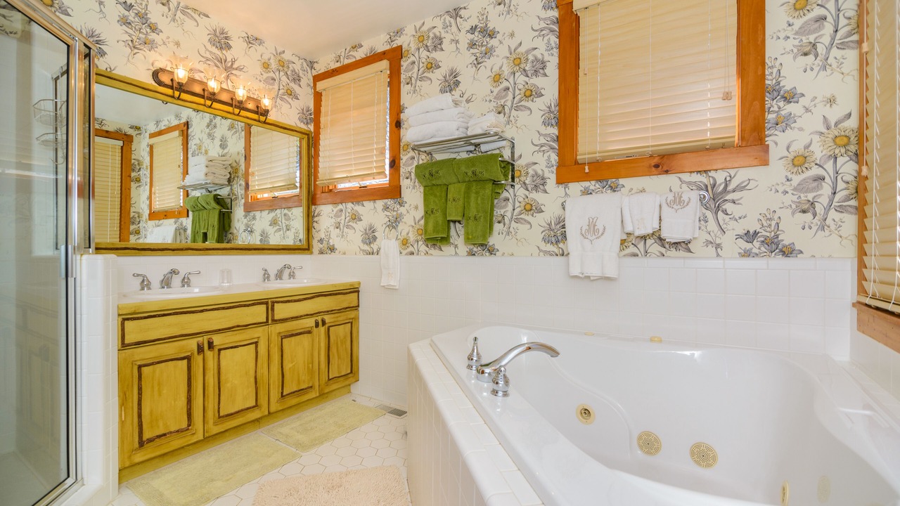 Photo of Bathroom in Lake Toxaway