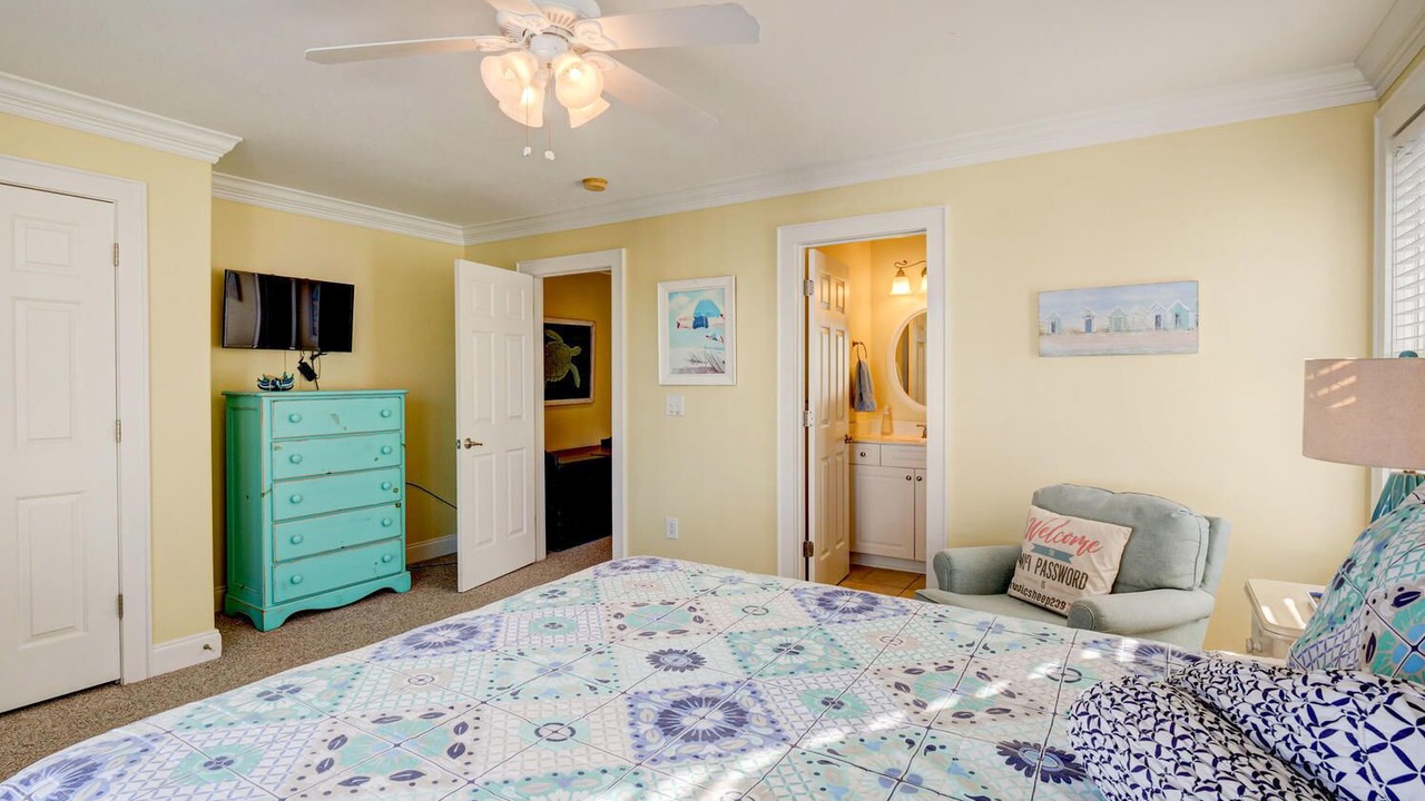 Photo of Bedroom in Wilmington Beach