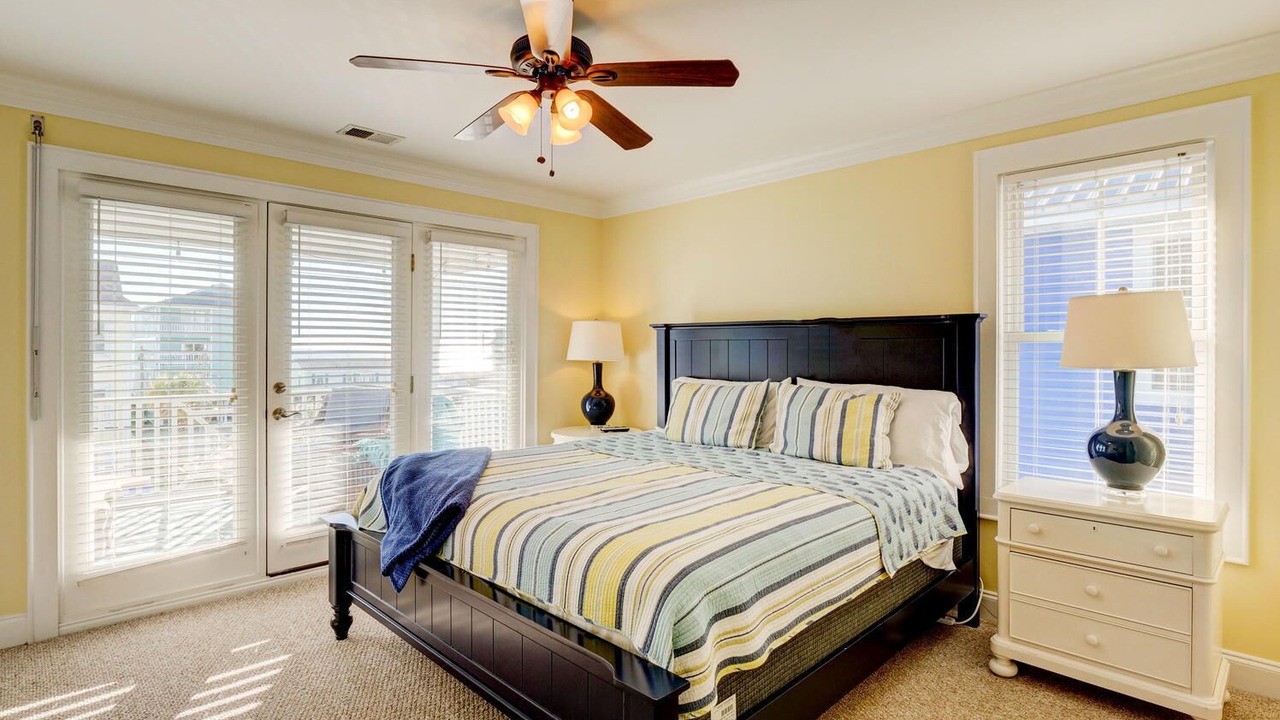 Photo of Bedroom in Wilmington Beach