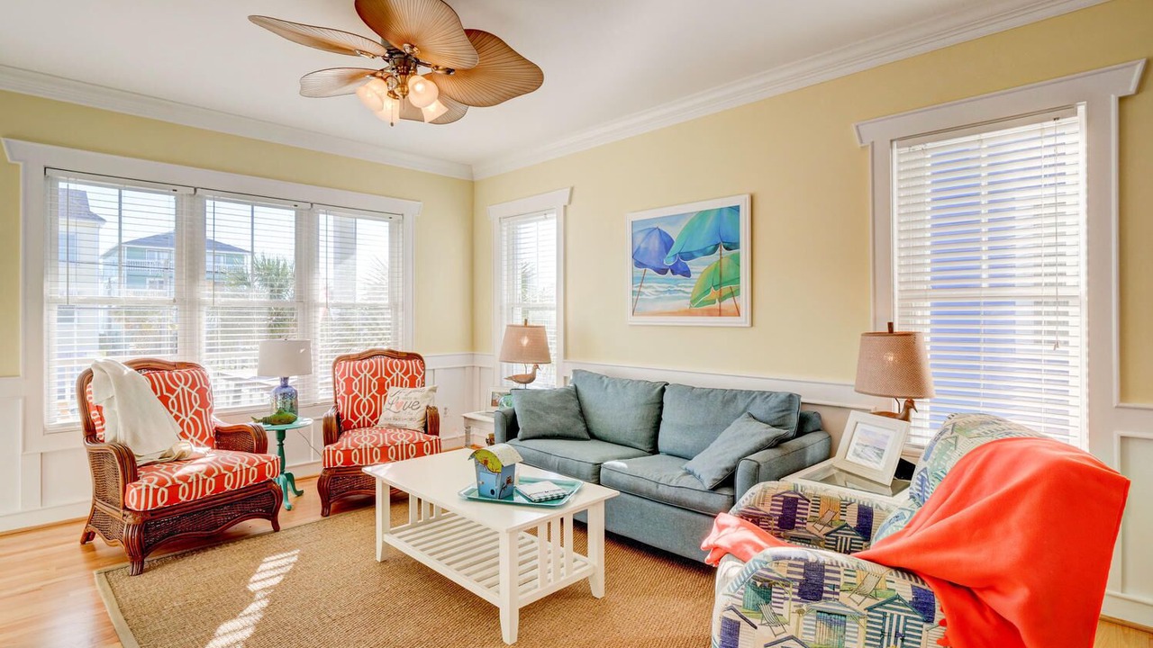 Photo of Livingroom in Wilmington Beach