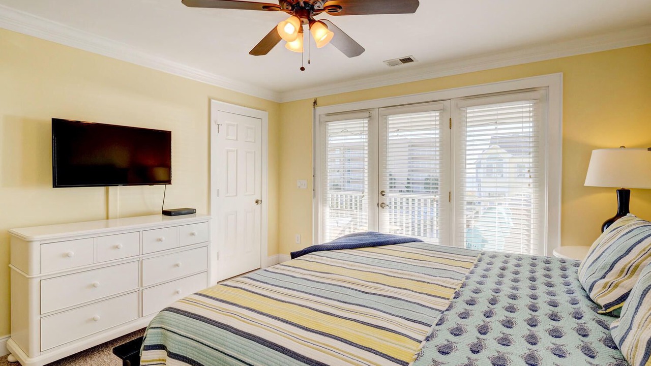 Photo of Bedroom in Wilmington Beach