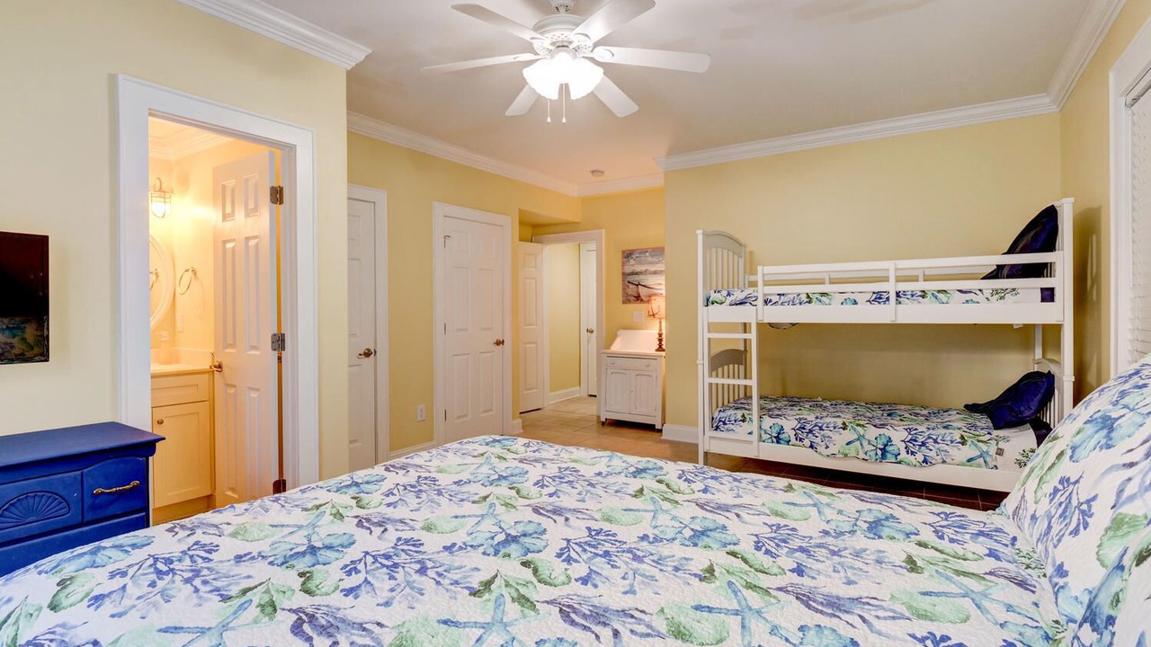 Photo of Bedroom in Wilmington Beach