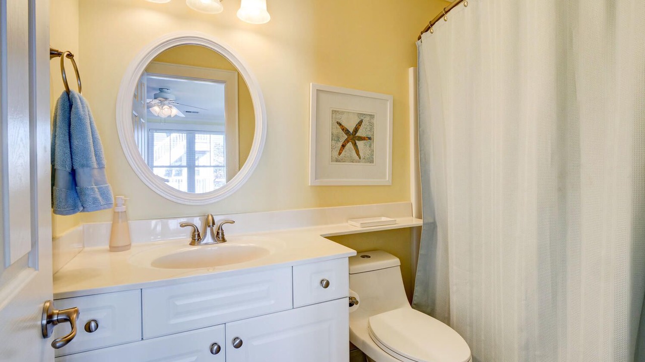Photo of Bathroom in Wilmington Beach