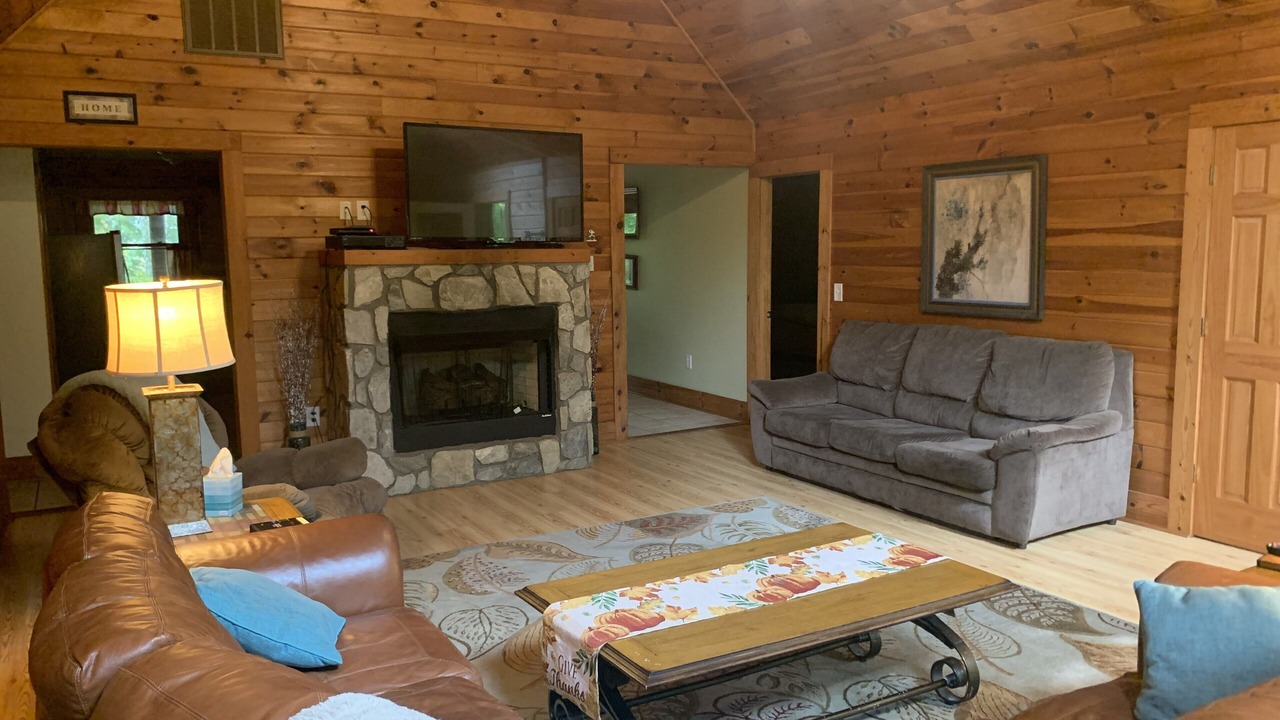 Photo of Livingroom in Cherokee