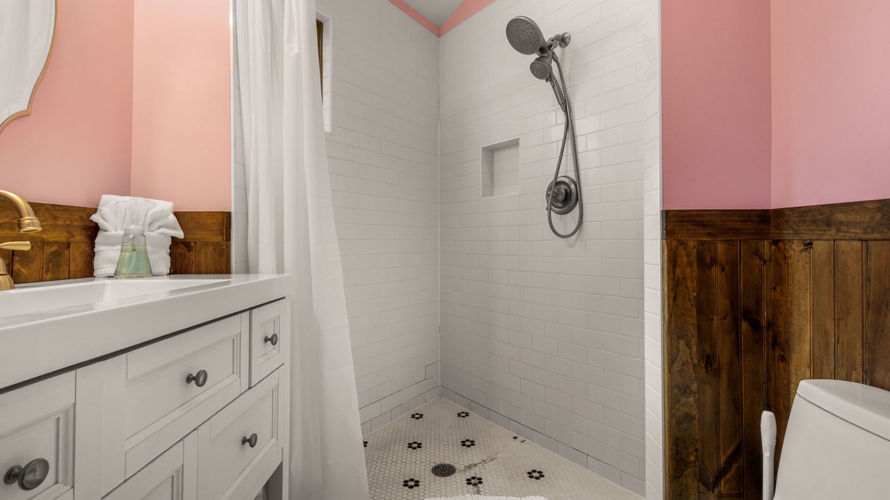 Photo of Bathroom in Fairview