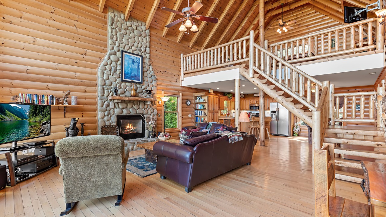 Photo of Livingroom in Bryson City
