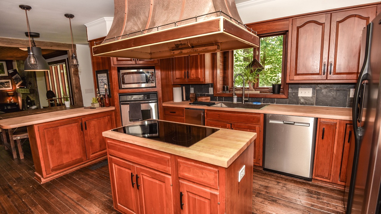 Photo of Kitchen in Leasburg