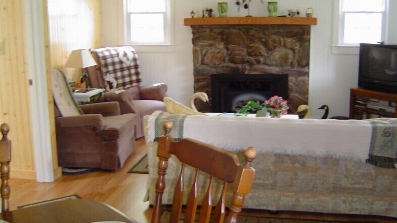 Photo of Livingroom in Candler