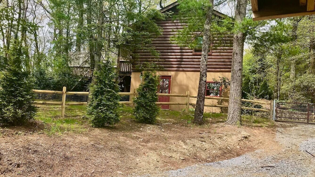 Photo of Outdoor in Apple Ridge