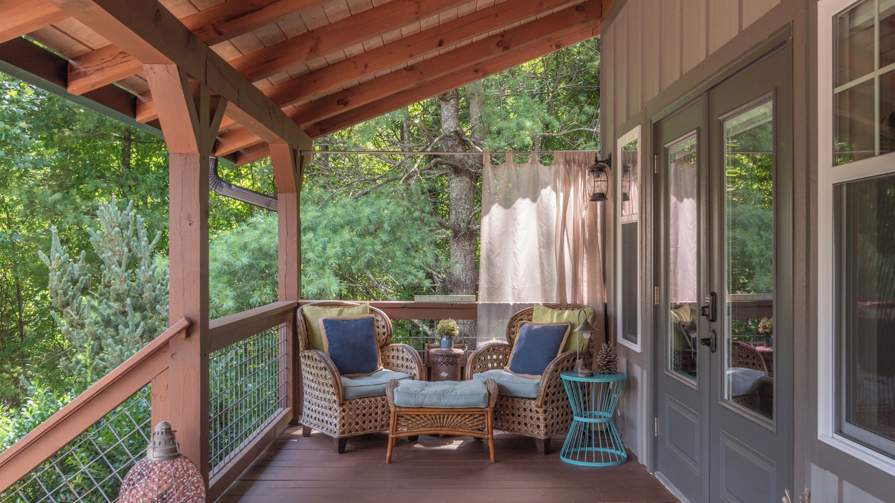 Photo of Patio Balcony in Waynesville