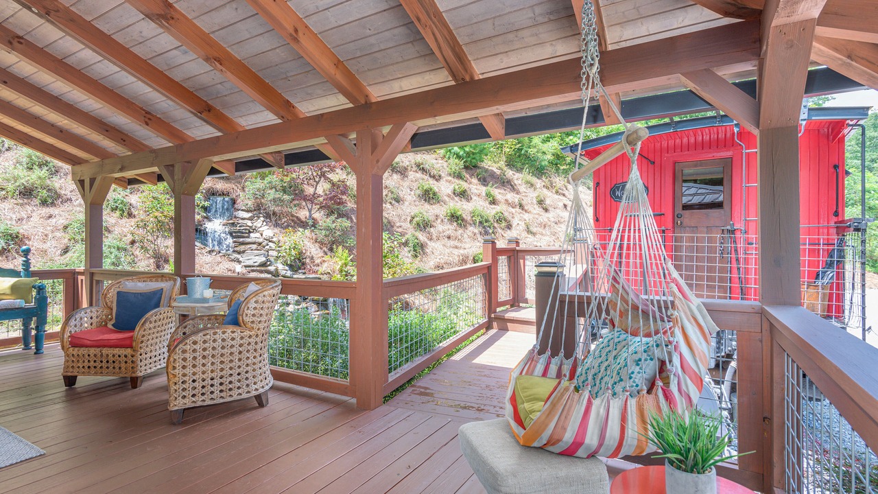 Photo of Patio Balcony in Waynesville