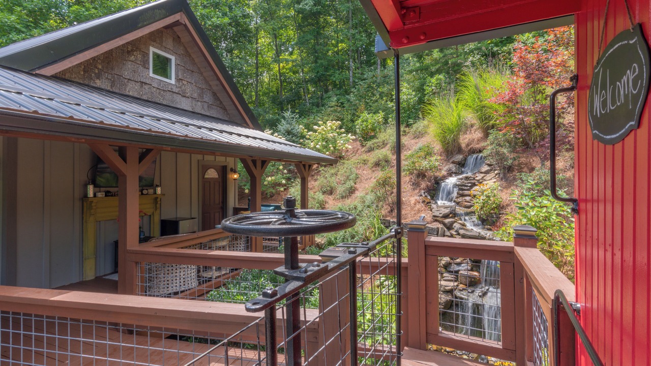 Photo of Outdoor in Waynesville