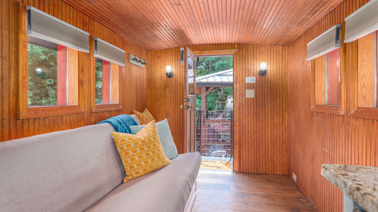 Photo of Livingroom in Waynesville