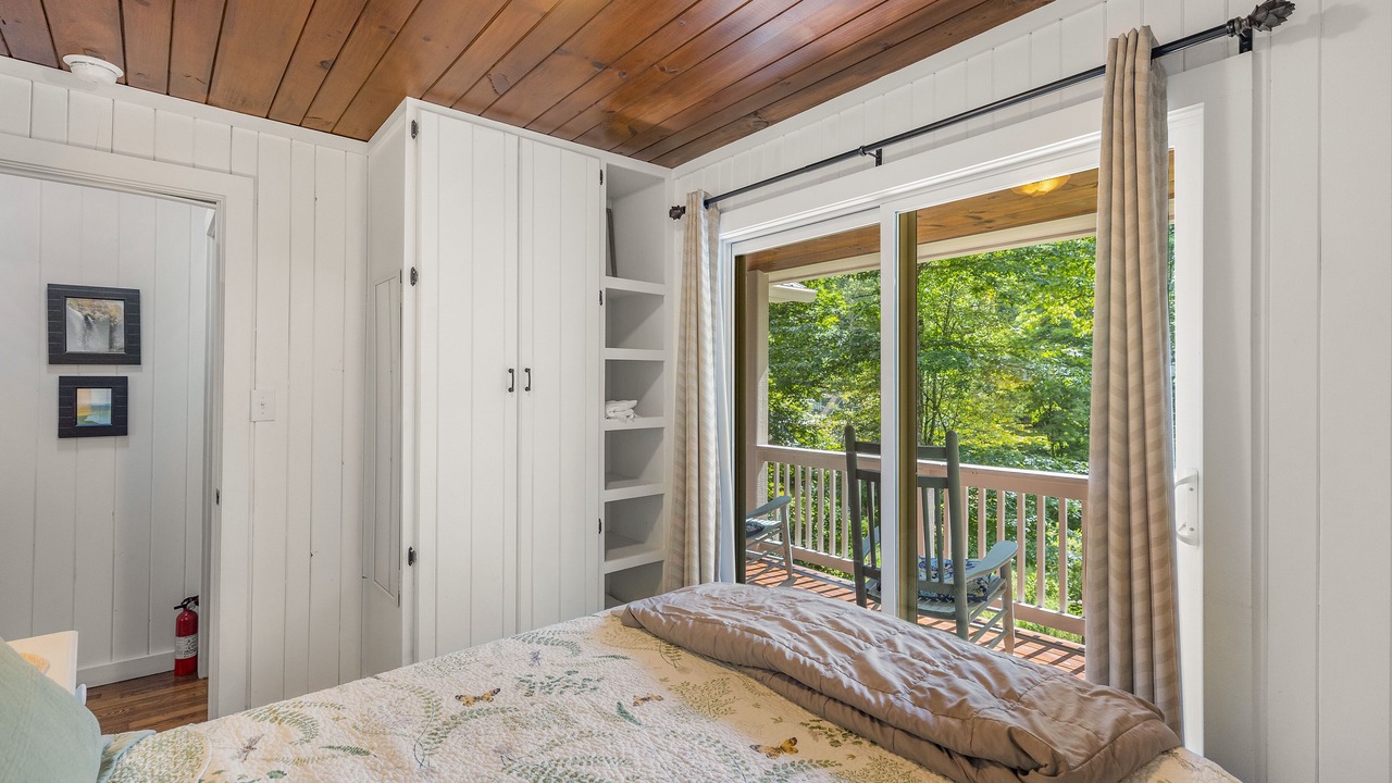 Photo of Bedroom in Cashiers