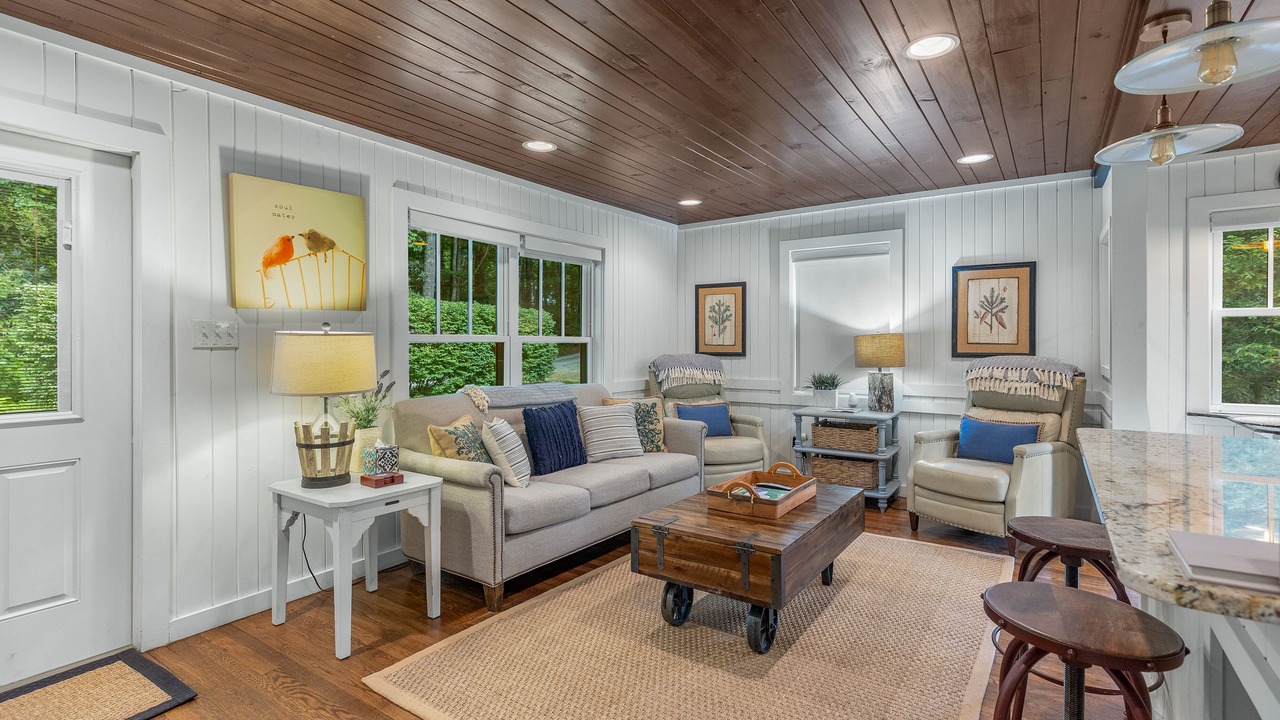 Photo of Livingroom in Cashiers