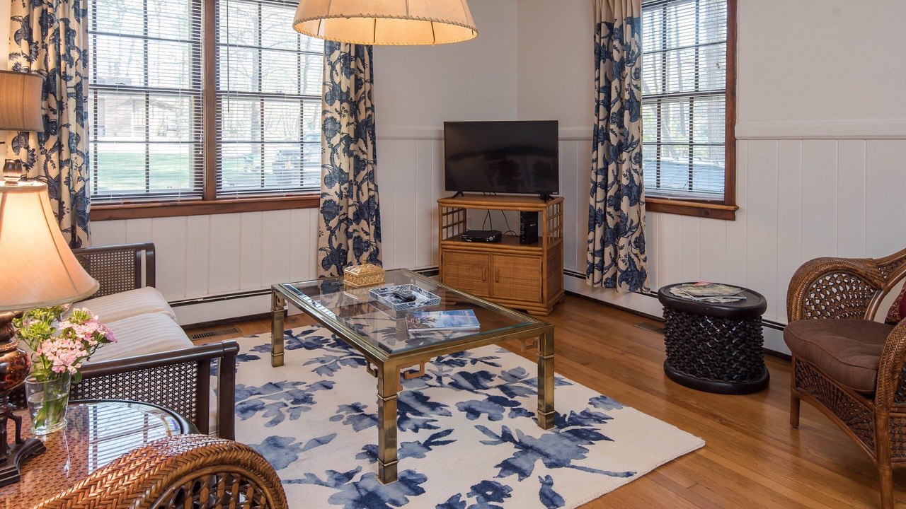 Photo of Livingroom in Hendersonville