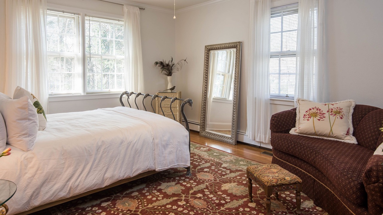 Photo of Bedroom in Hendersonville