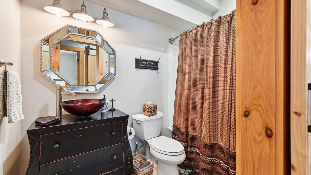 Photo of Bathroom in Blowing Rock