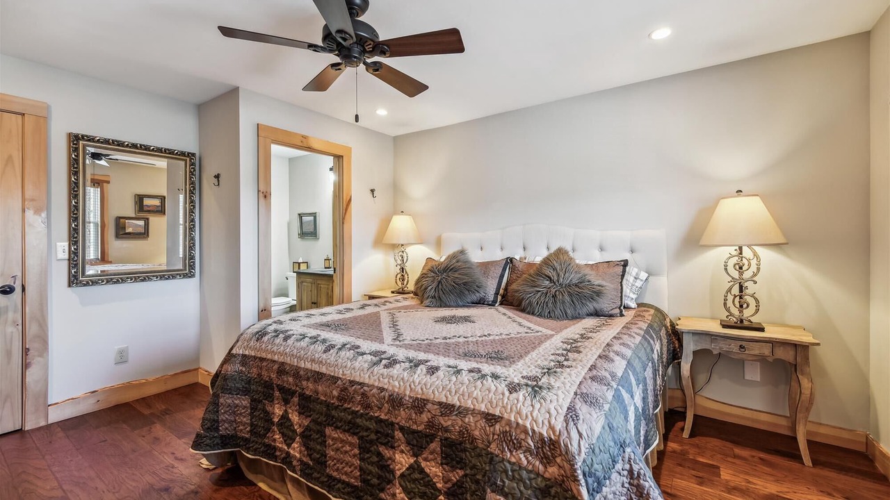 Photo of Bedroom in Blowing Rock