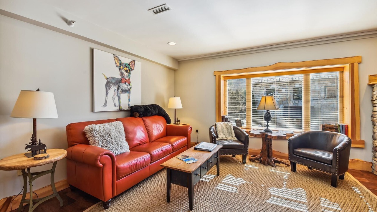 Photo of Livingroom in Blowing Rock