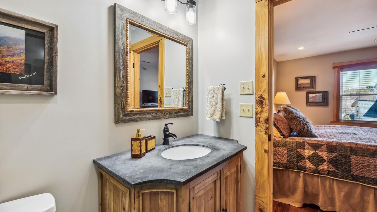 Photo of Bathroom in Blowing Rock